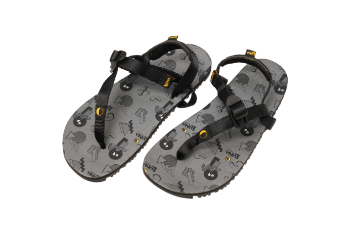 These are the mainstay of this summer's sandals! Luna sandals designed by Ryuji Kamiyama are here. You can even run in the mountains.