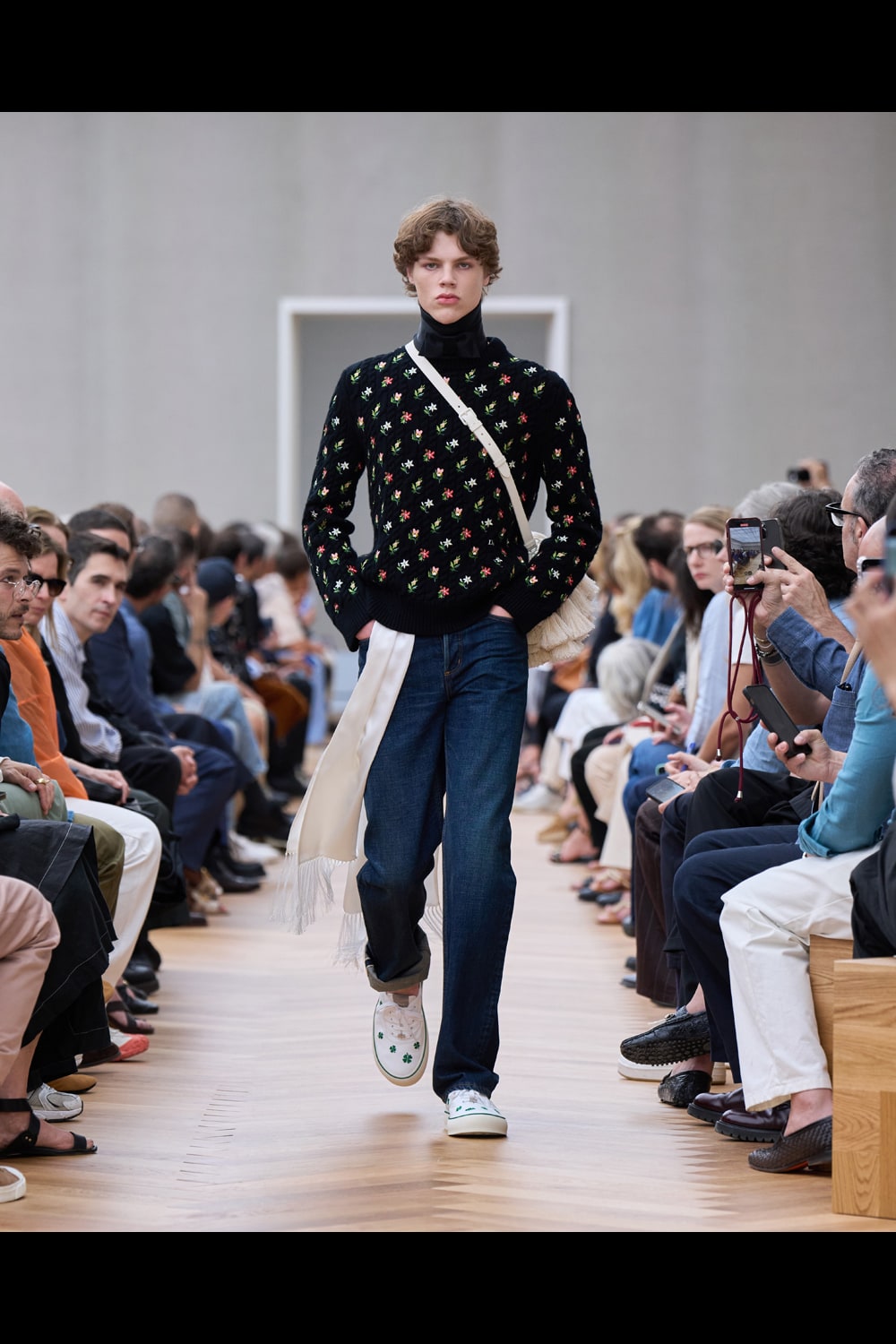 DIOR | HOUYHNHNM (HOUYHNHNM)