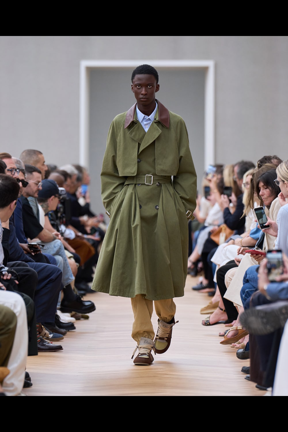 高速 割引 2025 西日本 DIOR | HOUYHNHNM (HOUYHNHNM) ワンピース