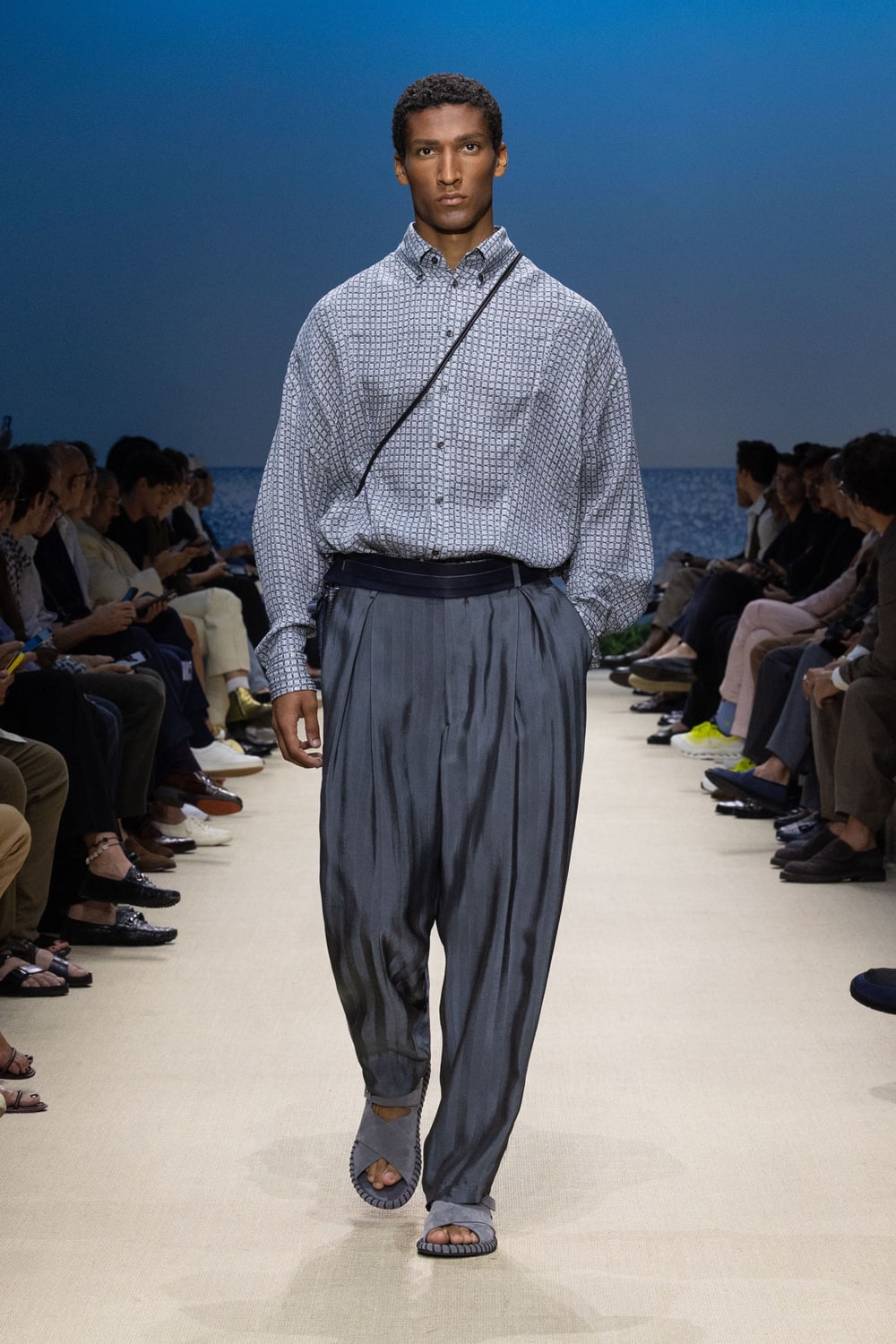GIORGIO ARMANI | HOUYHNHNM (HOUYHNHNM)