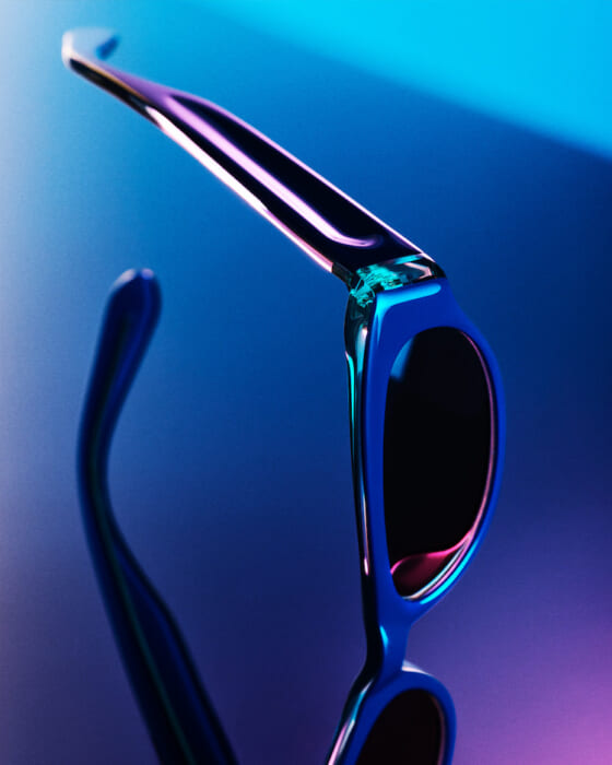 German Techno" is the inspiration. ADSR's eyewear is unique this season.
