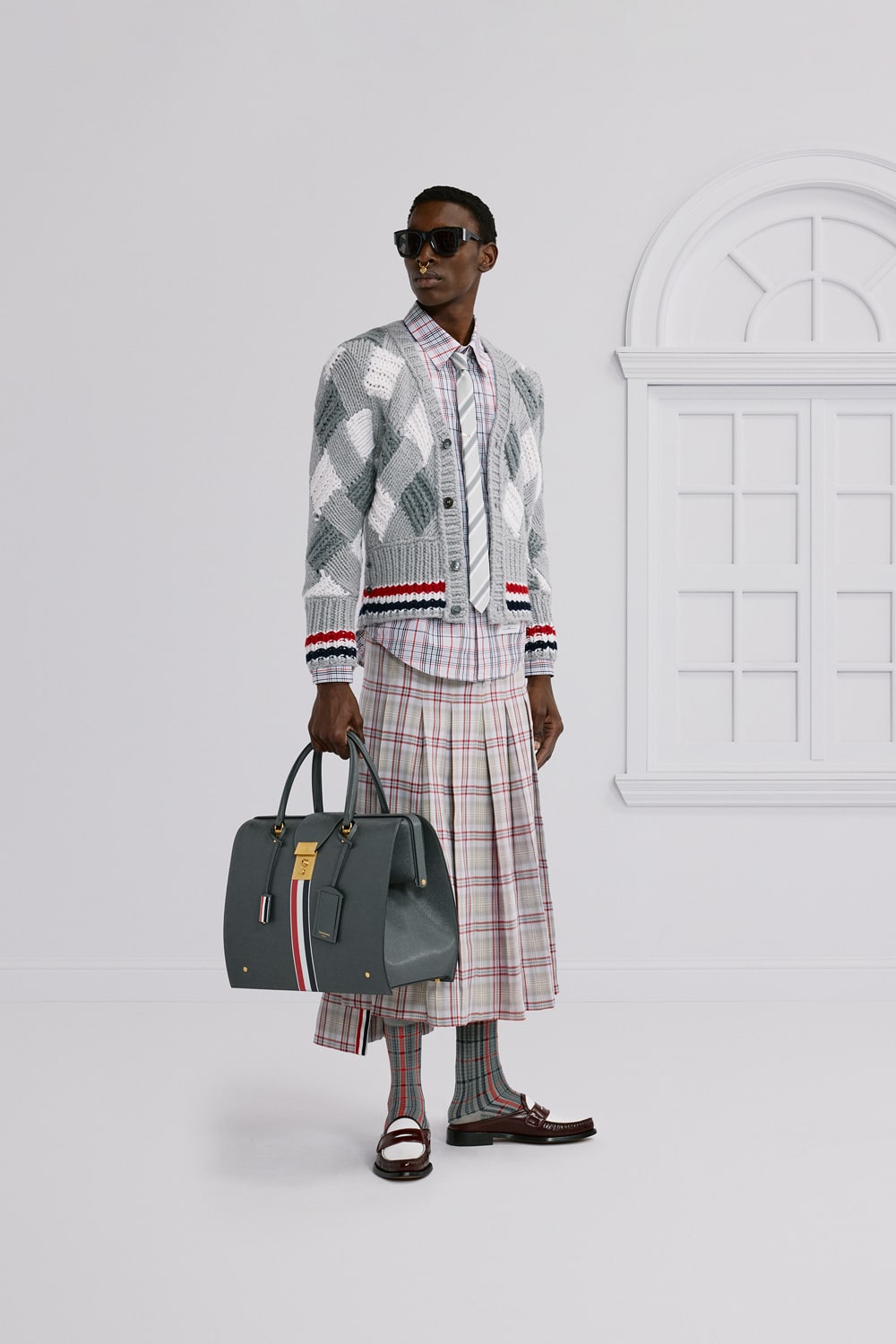 THOM BROWNE タイアコナルストライフショルタハック 【関税込】 TIDEWAY | タイドウェイ LaLa Begin別注 A4も入るツイル2way