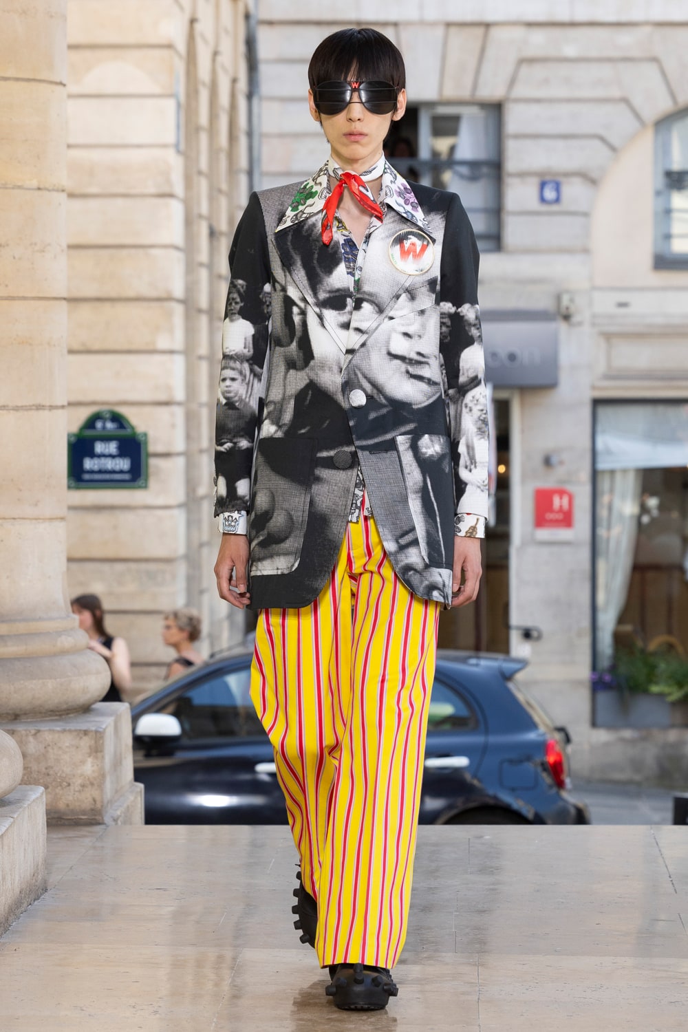 WALTER VAN BEIRENDONCK | HOUYHNHNM (HOUYHNHNM)
