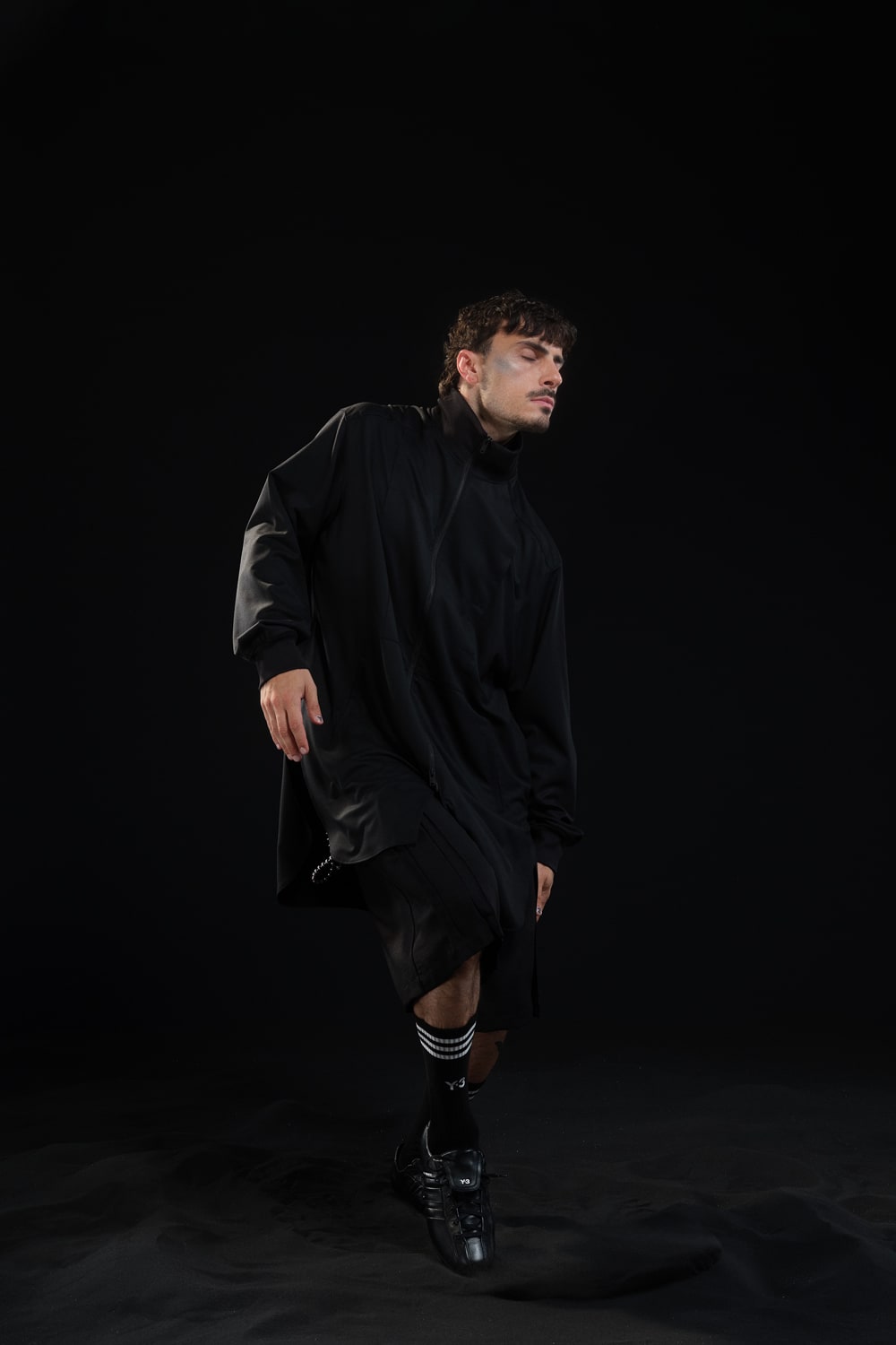 Y-3 | HOUYHNHNM (HOUYHNHNM)