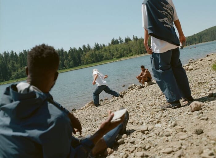 ON announces a unique triple collaboration. The partners of interest are BEAMS and R.E.I.