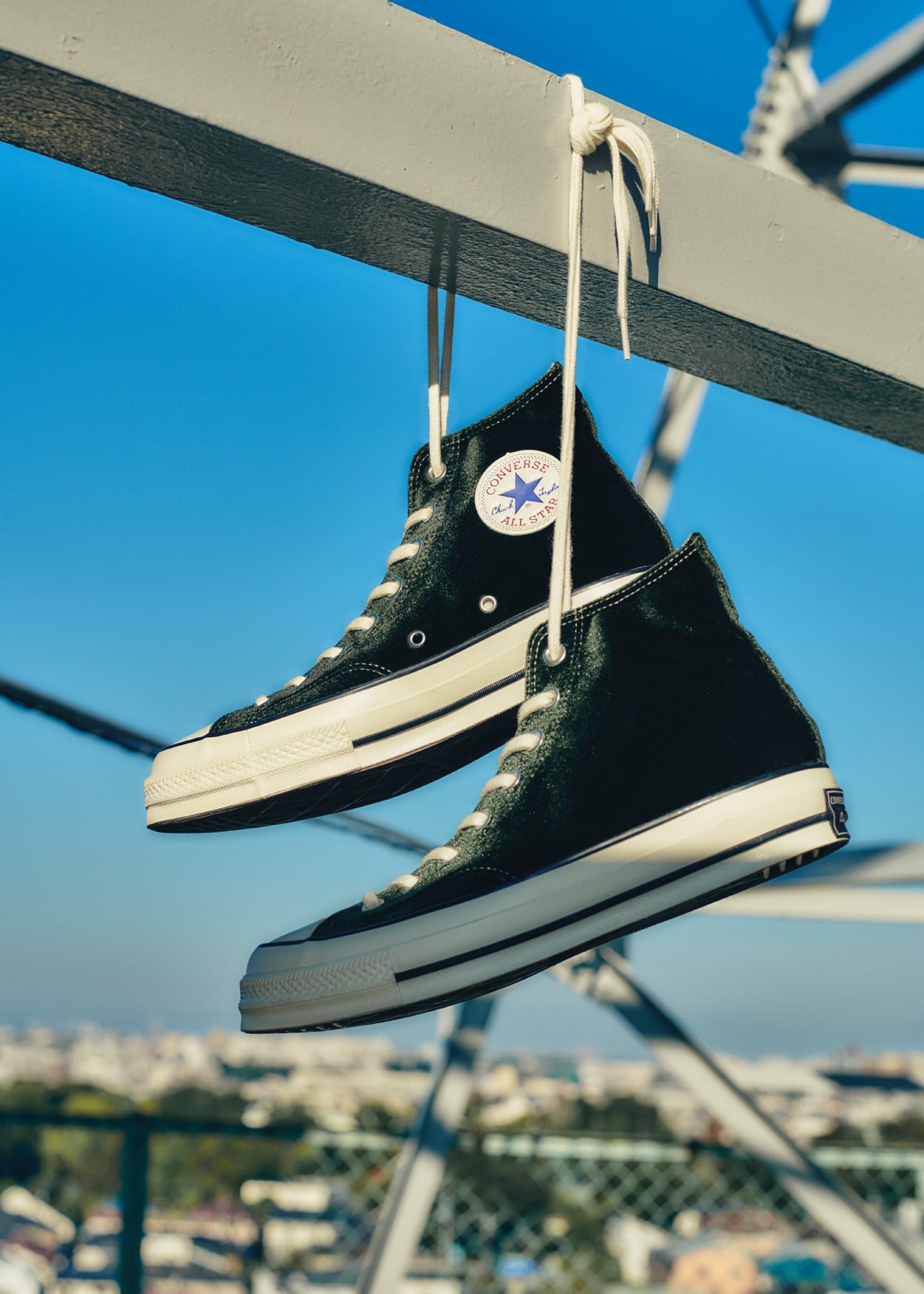 カルチャーを受け継ぐBILLY'S別注。ALL STAR LGCY VELVET HIと牧達弥が