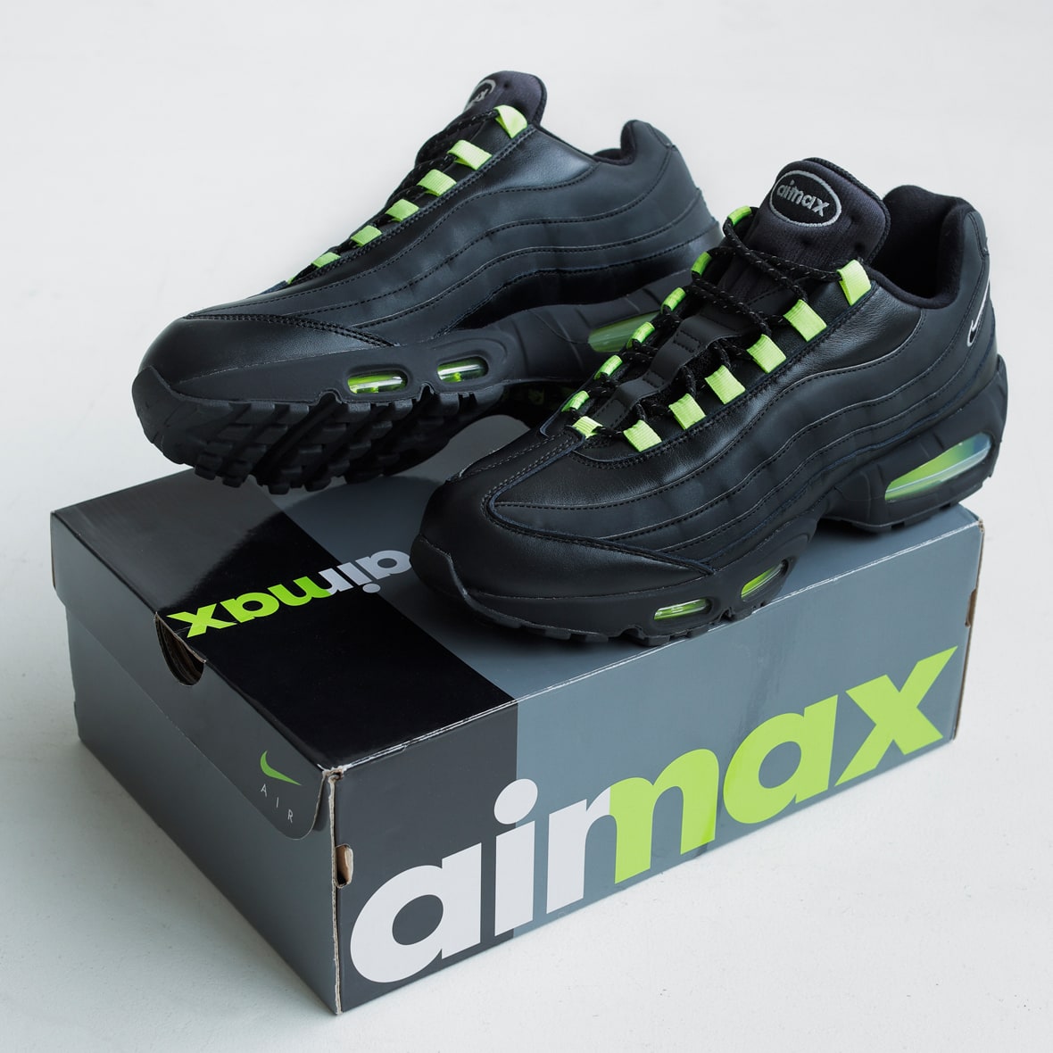 フイナムの『月刊アトモス』Vol.35 ナイキ エア マックス 95のアトモス