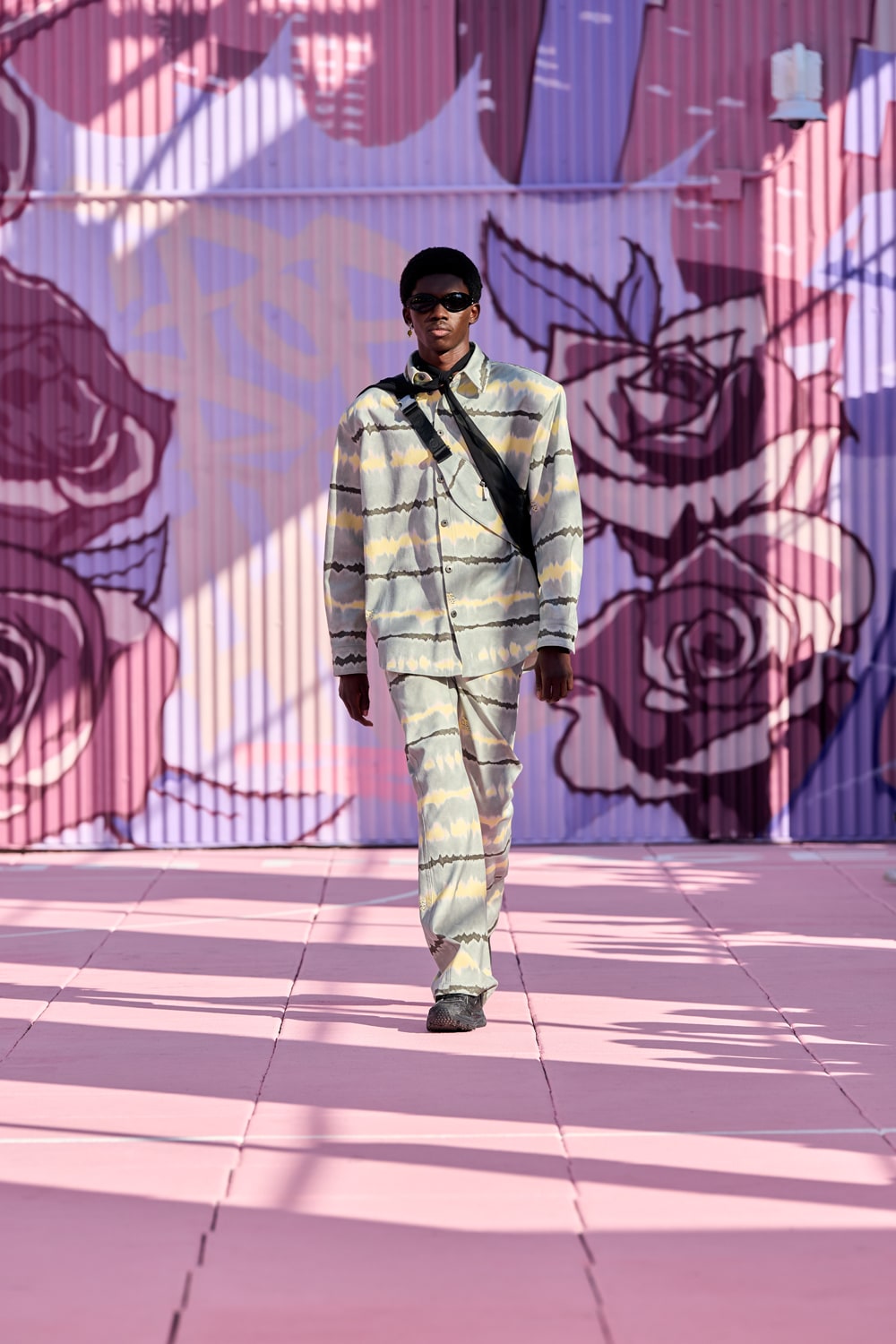 OFF-WHITE™ | HOUYHNHNM（フイナム）