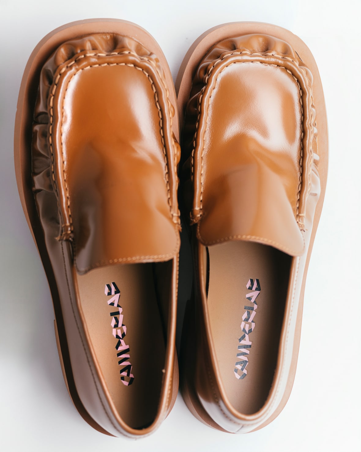 Mページ THINK FROM FOOTWEAR Vol.12025年秋冬のフットウェアカタログ