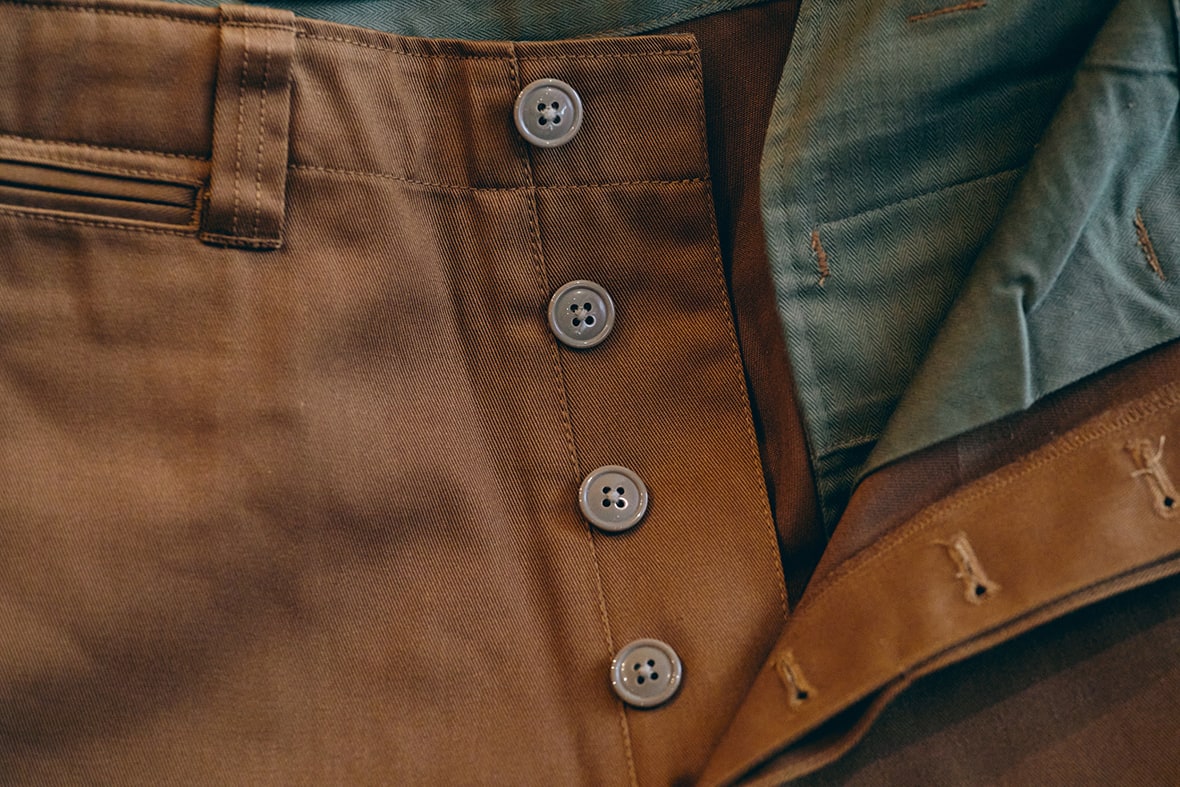 Nexus Seven and Witty Vintage: M-45 Trousers Reflect Longing and