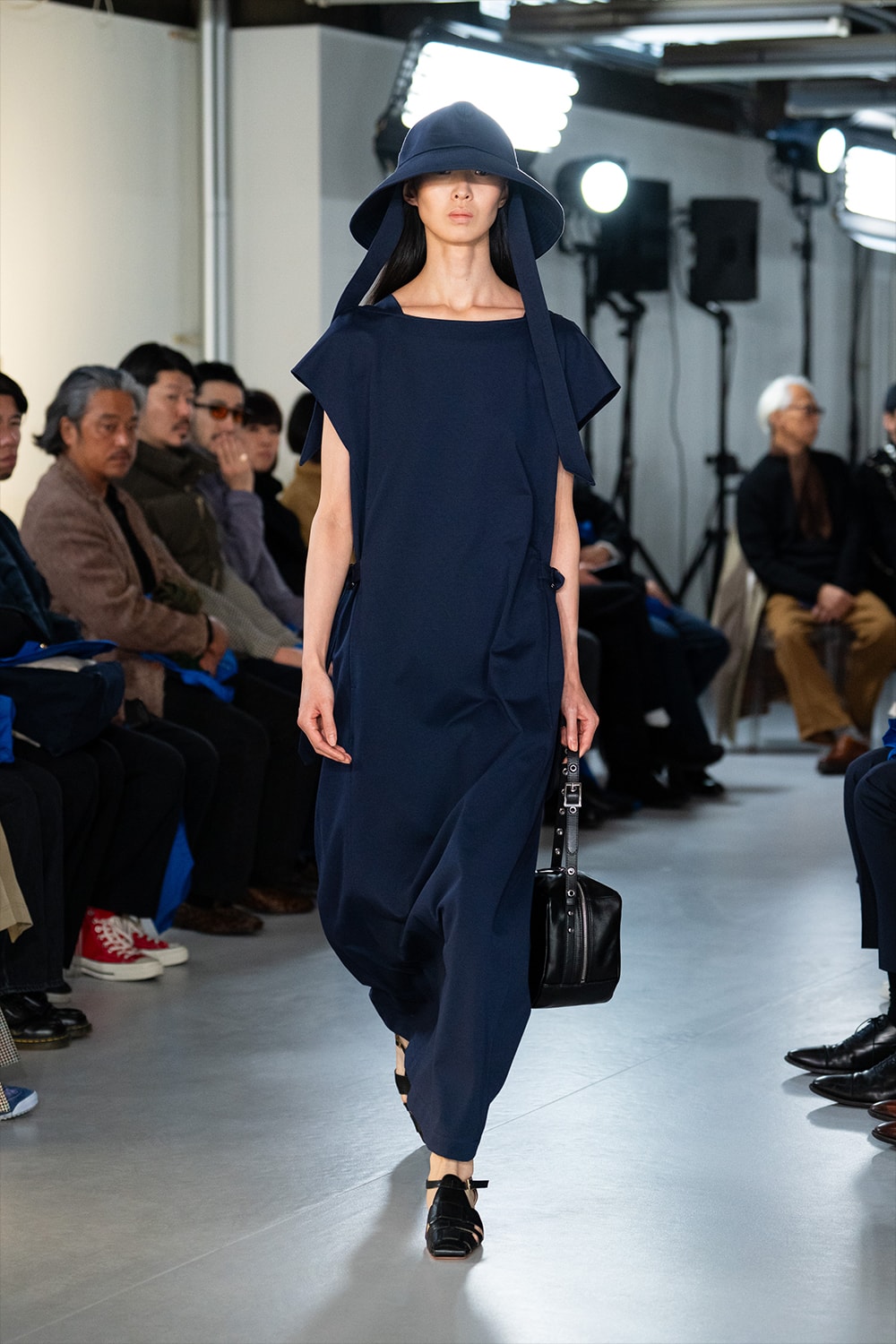 ZUCCa | HOUYHNHNM (Huinamu)