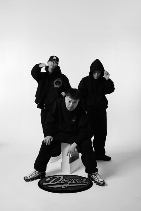 DOGEAR RECORDSとジャーナルスタンダードのコラボは、すべてのアイテムをモノトーンで、夜を生きるひとたちへ。