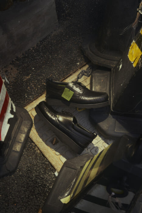 ティンバーランドと上海のディーオーイーがコラボ。誕生したのは、ビブラムソールを搭載したスリーアイ クラシックラグ。