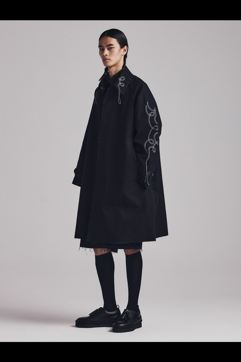 ALMOSTBLACK | HOUYHNHNM（フイナム）