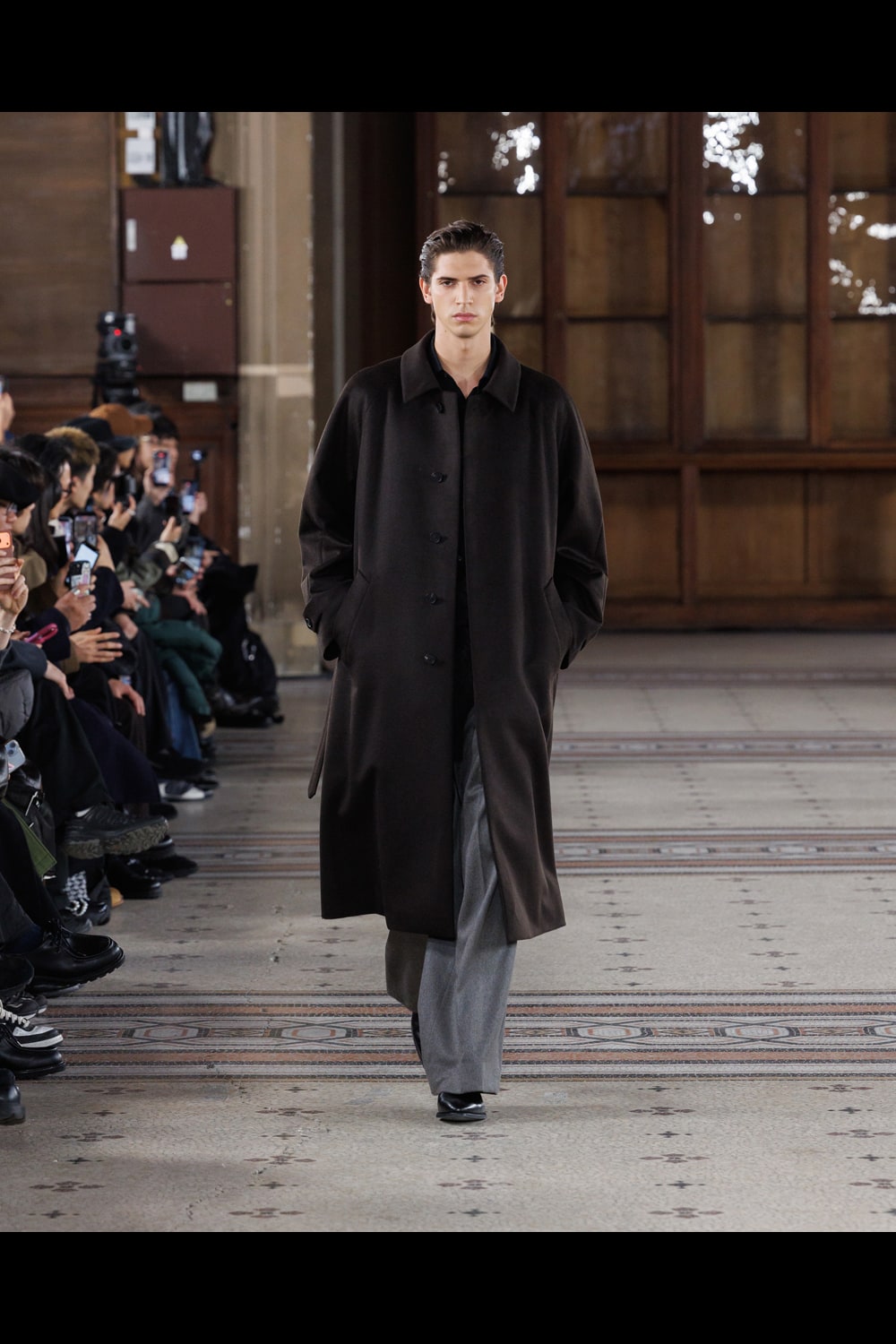 ssstein | HOUYHNHNM (huynum)