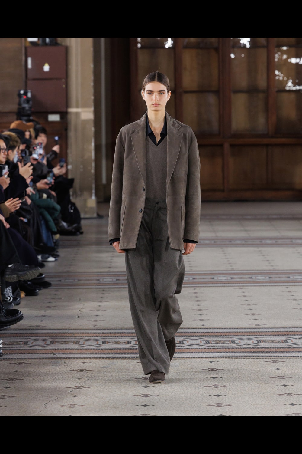 ssstein | HOUYHNHNM (huynum)