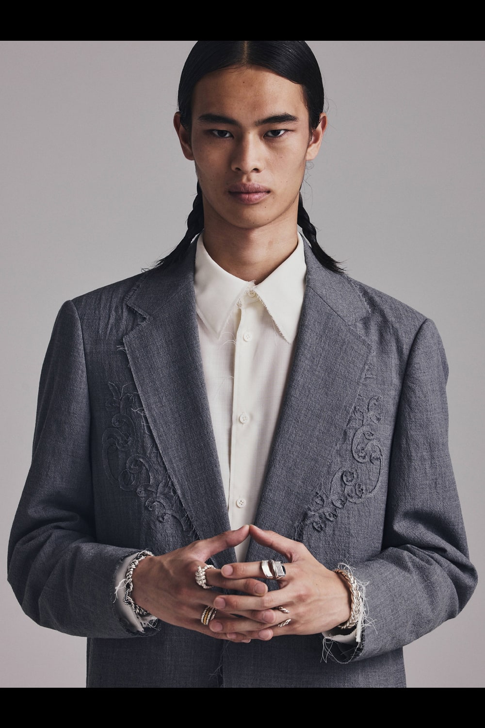 ALMOSTBLACK | HOUYHNHNM（フイナム）