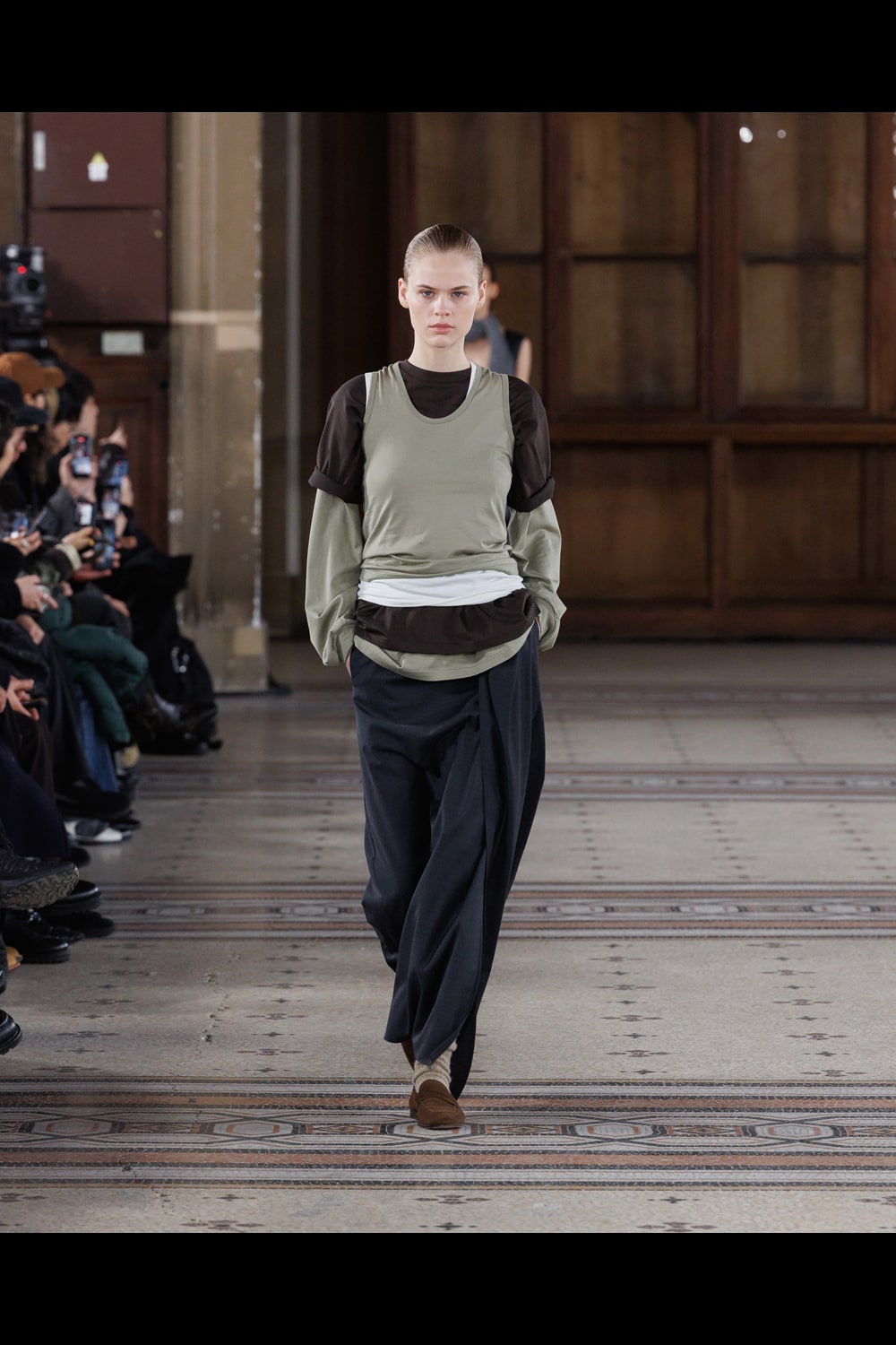 ssstein | HOUYHNHNM (huynum)