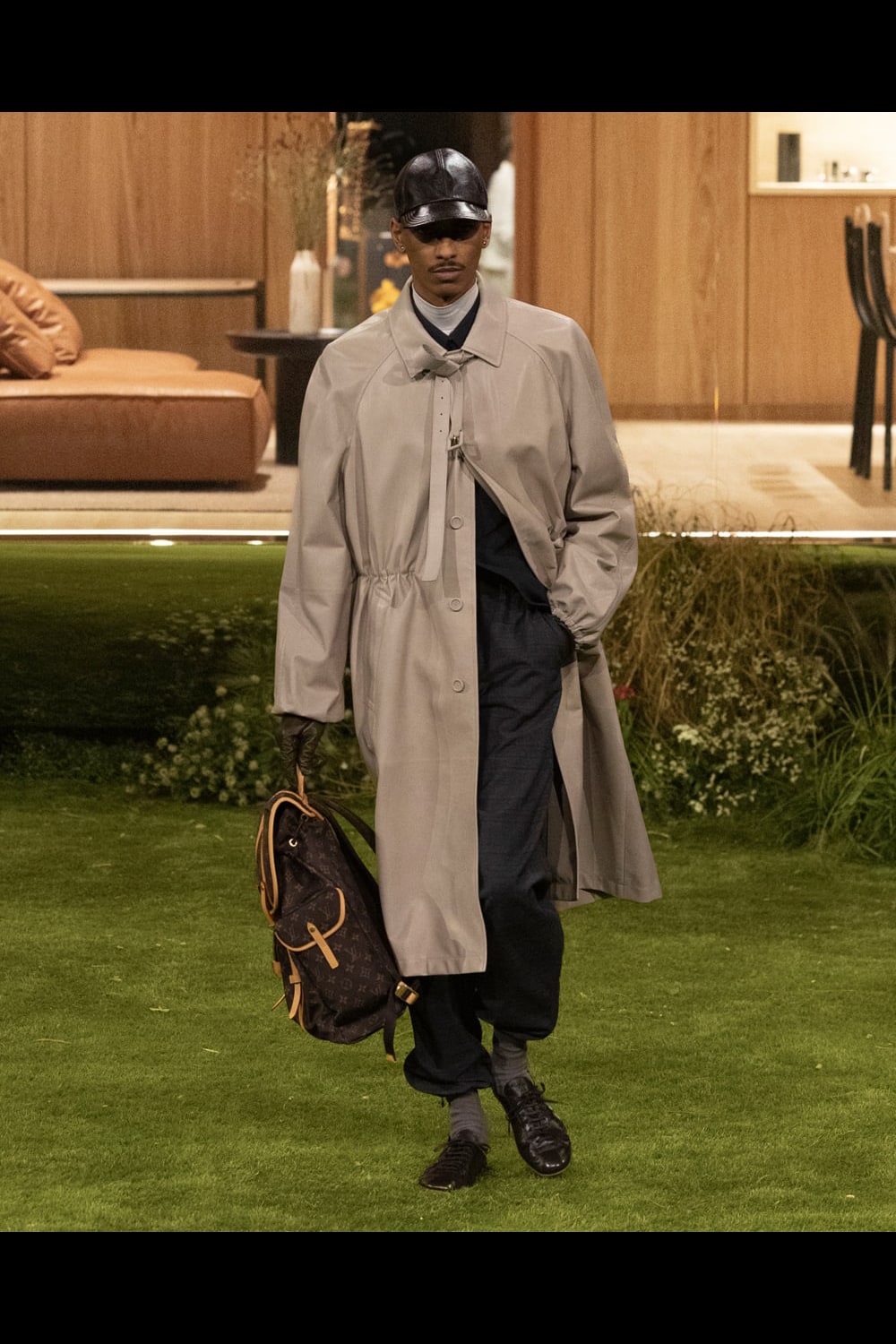 OtomoAyana【LOUIS VUITTON新品セットアップ】 LOUIS VUITTON | HOUYHNHNM (HOUYHNHNM)