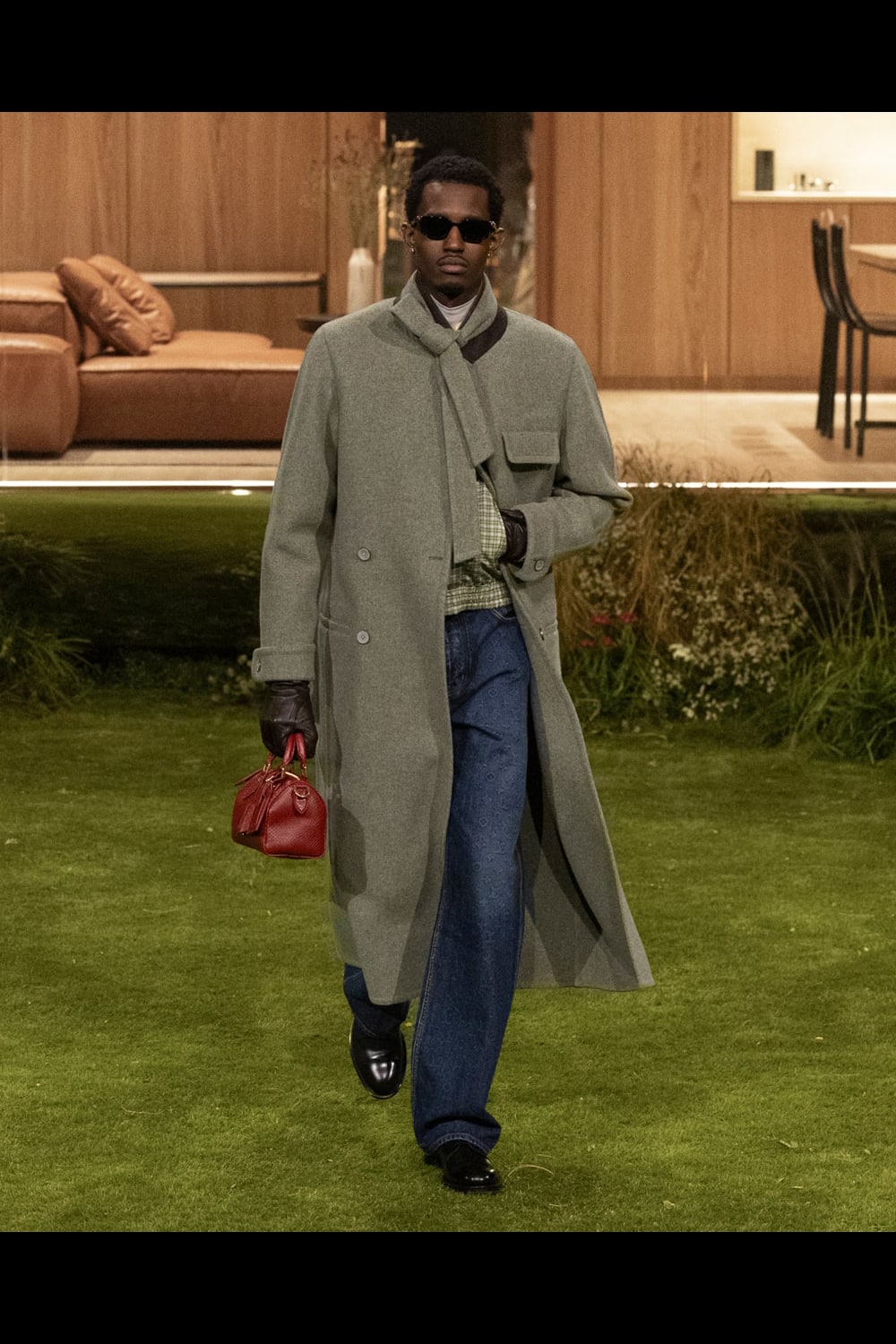 LOUIS VUITTON | HOUYHNHNM（フイナム）
