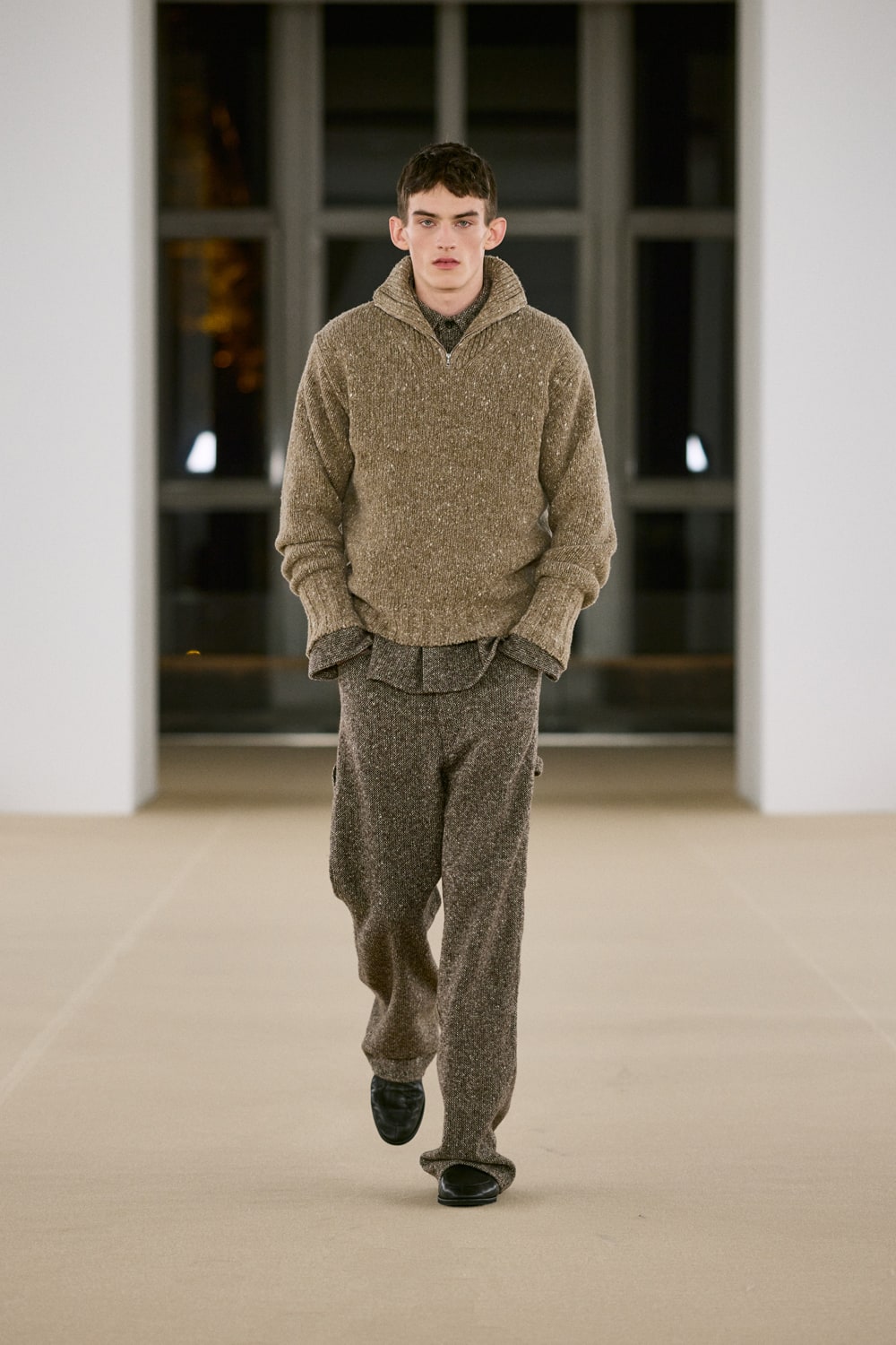 AURALEE | HOUYHNHNM（フイナム）