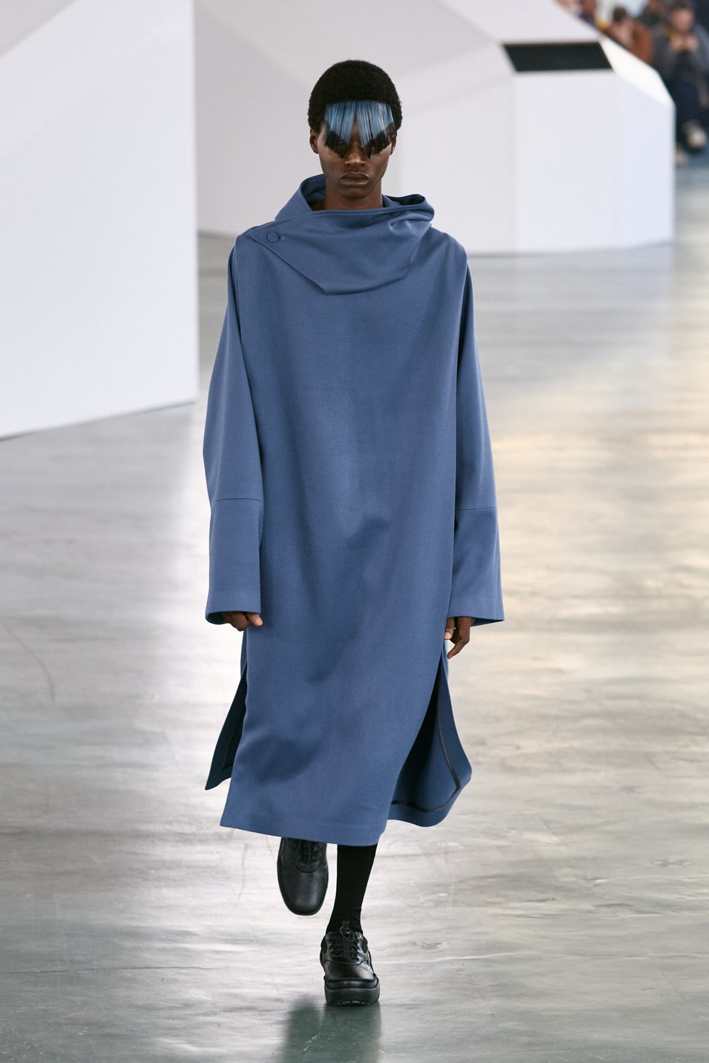 KIKO KOSTADINOV | HOUYHNHNM (HOUYHNHNM)