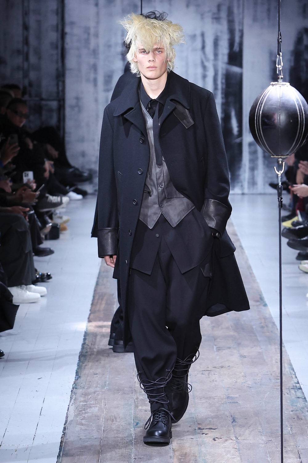 Yohji Yamamoto | HOUYHNHNM（フイナム）