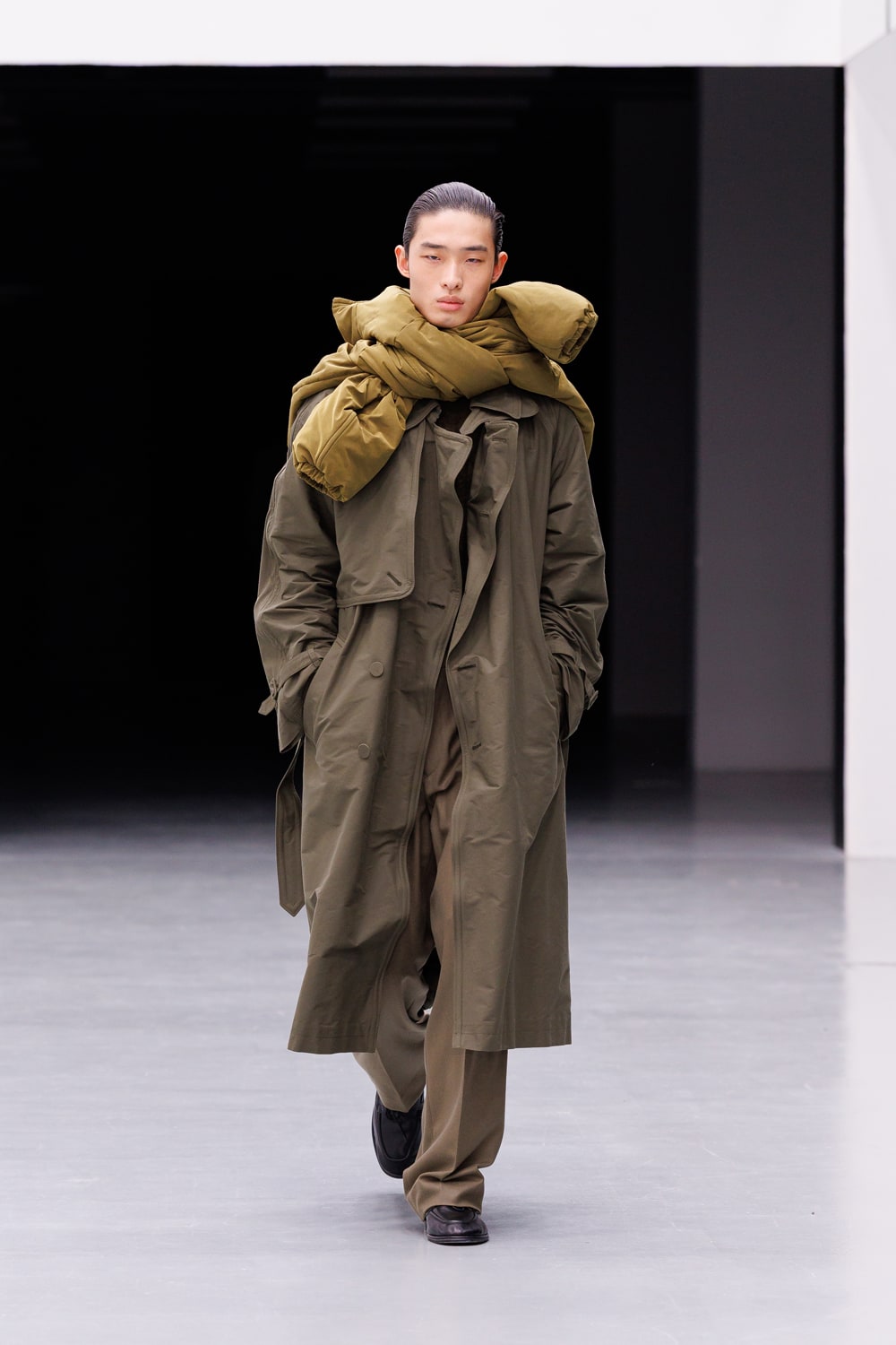 YOKE | HOUYHNHNM (HOUYHNHNM)