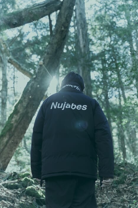 ヌジャベスとナンガによるダウンのカプセルコレクション。両A面の仕上がりです。