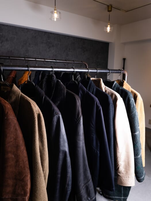 神戸・北野町に新たなショップ「BELOBOG」がオープン。人生に寄り添う一着を提案してくれるお店です。