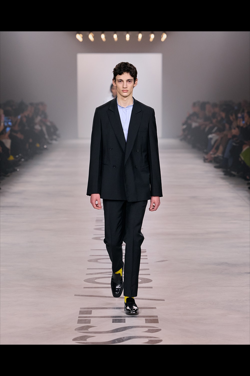 FENDI | HOUYHNHNM（フイナム）