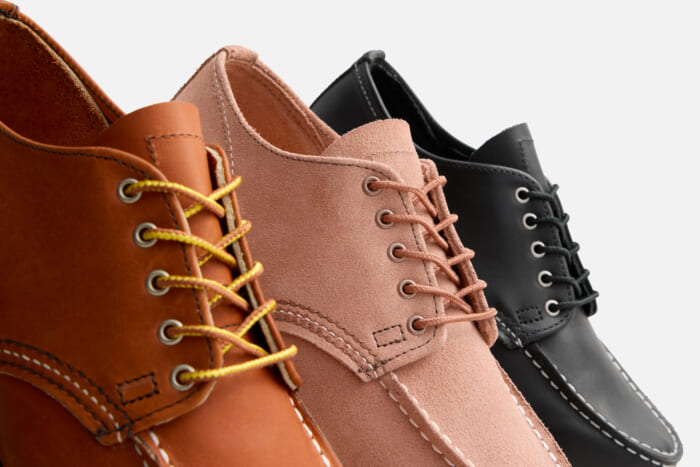 ブーツのような安心感と軽快な履き心地。春の足元にレッドウィングのクラシックモック・オックスフォードとポストマンシューズはいかがでしょう。