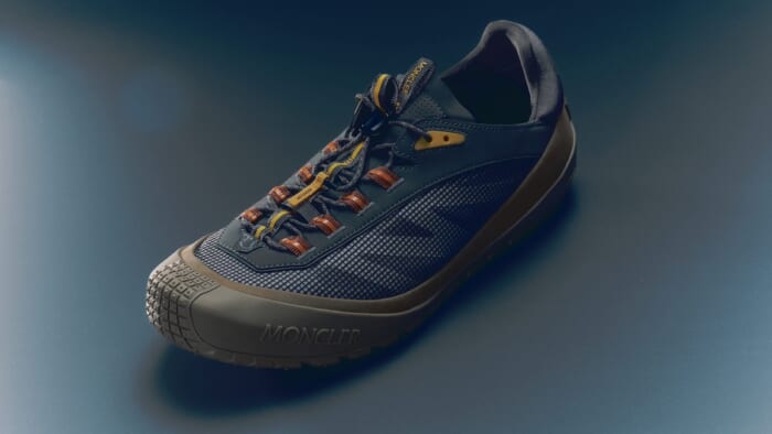 履きやすさを追求したスリムなシルエット。モンクレールの新定番にニューモデルが加わりました。