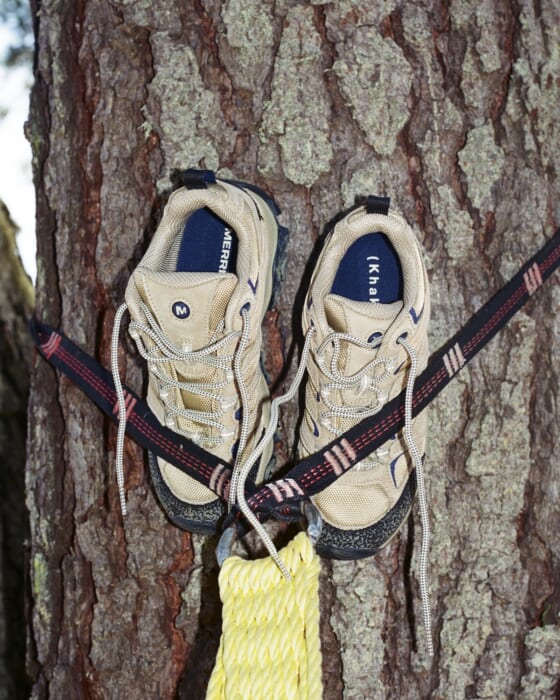 メレルの定番は履きこむほどかっこいい。初のコラボで、カーキスの考えが形になりました。