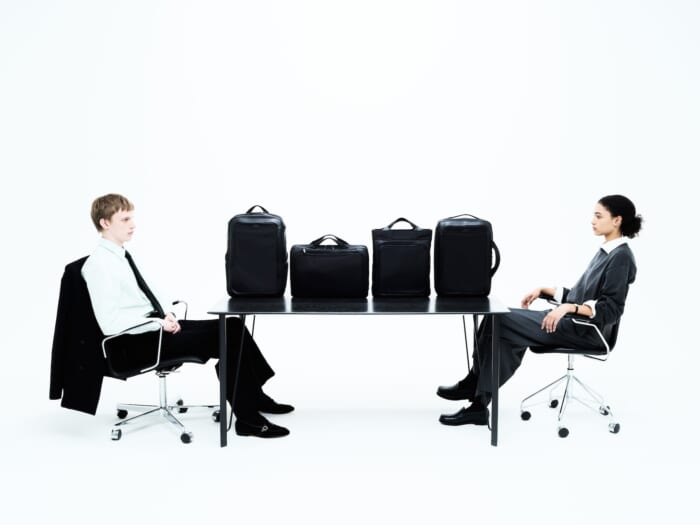 ビジネスパーソンにとってのバッグの最適解とは。モノリスが「OFFICE」をリニューアルし、その答えに迫ります。