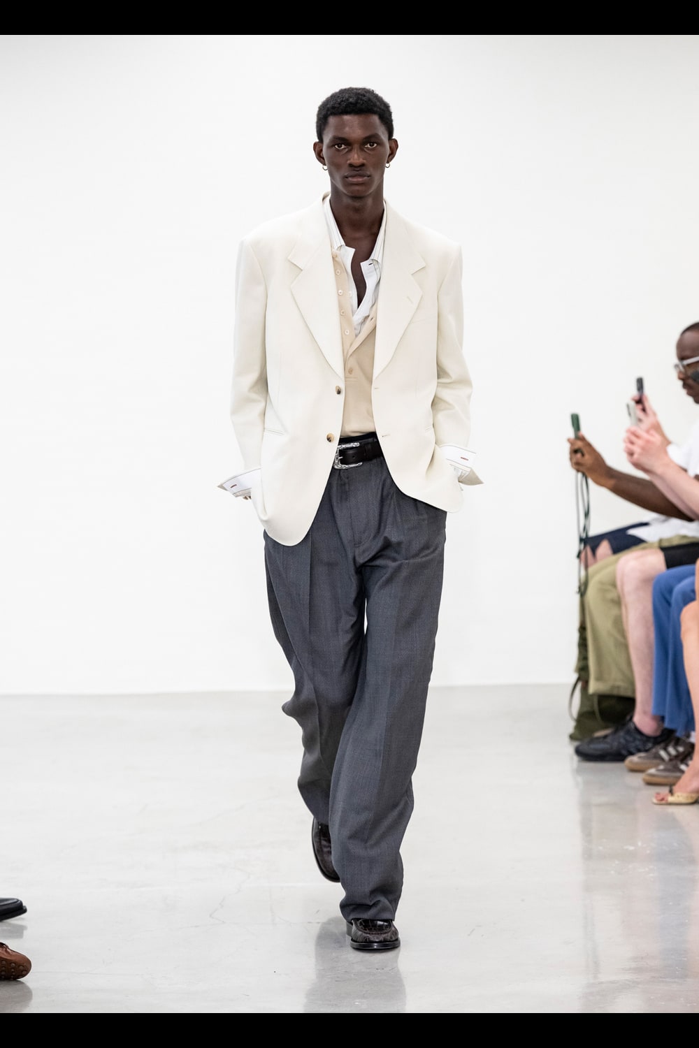 Paul Smith Project10ポスター Paul Smith | HOUYHNHNM（フイナム）