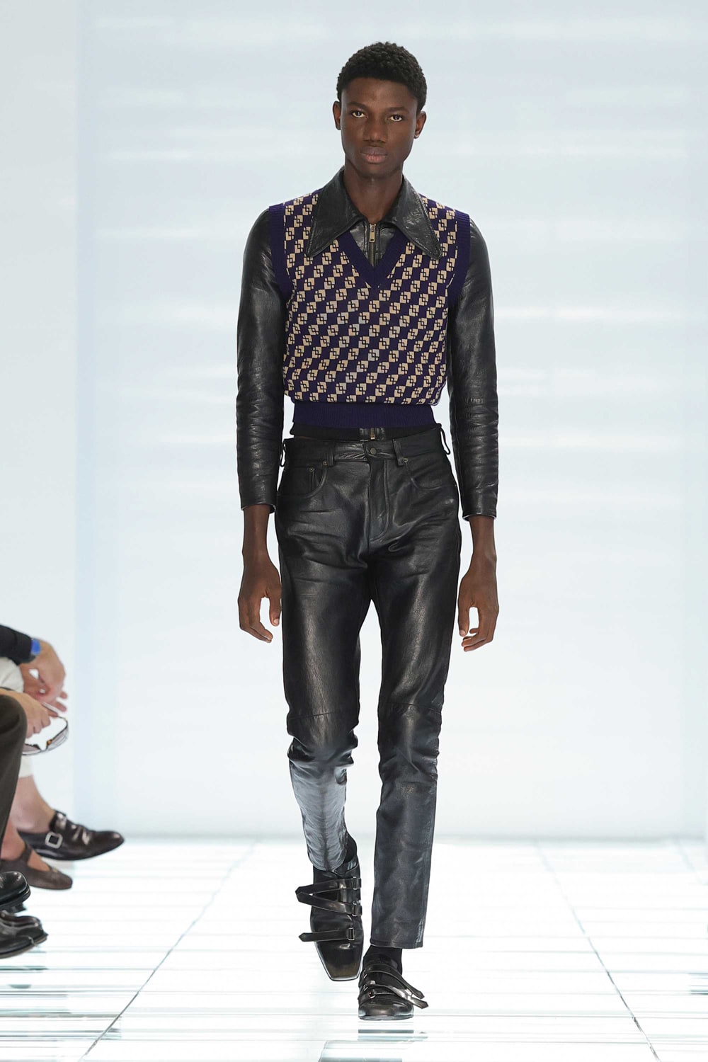 ハ*ル様 PRADA MILANO 長袖シャツ シャツ グラデーション ルーマニ PRADA | HOUYHNHNM（フイナム）