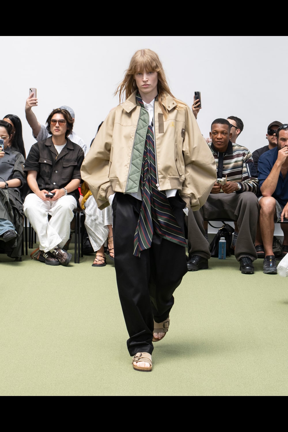 sacai | HOUYHNHNM（フイナム）