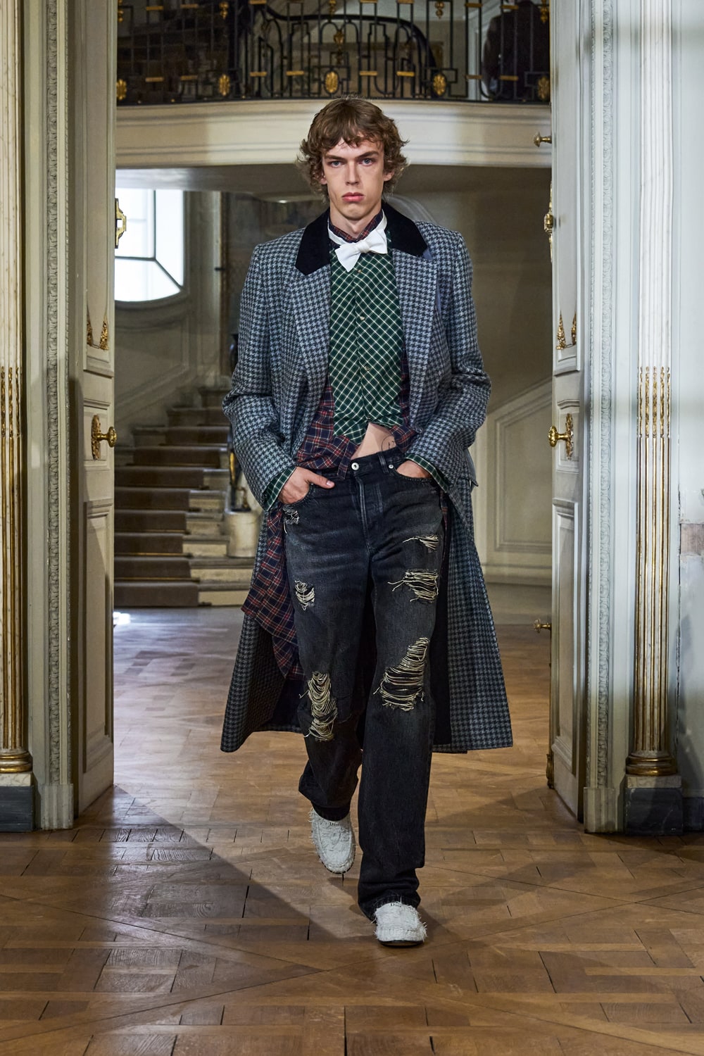 DIOR | HOUYHNHNM (HOUYHNHNM)