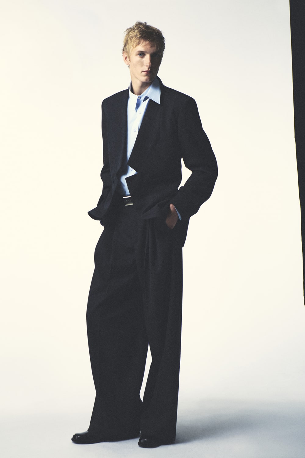 GIVENCHY | HOUYHNHNM（フイナム）