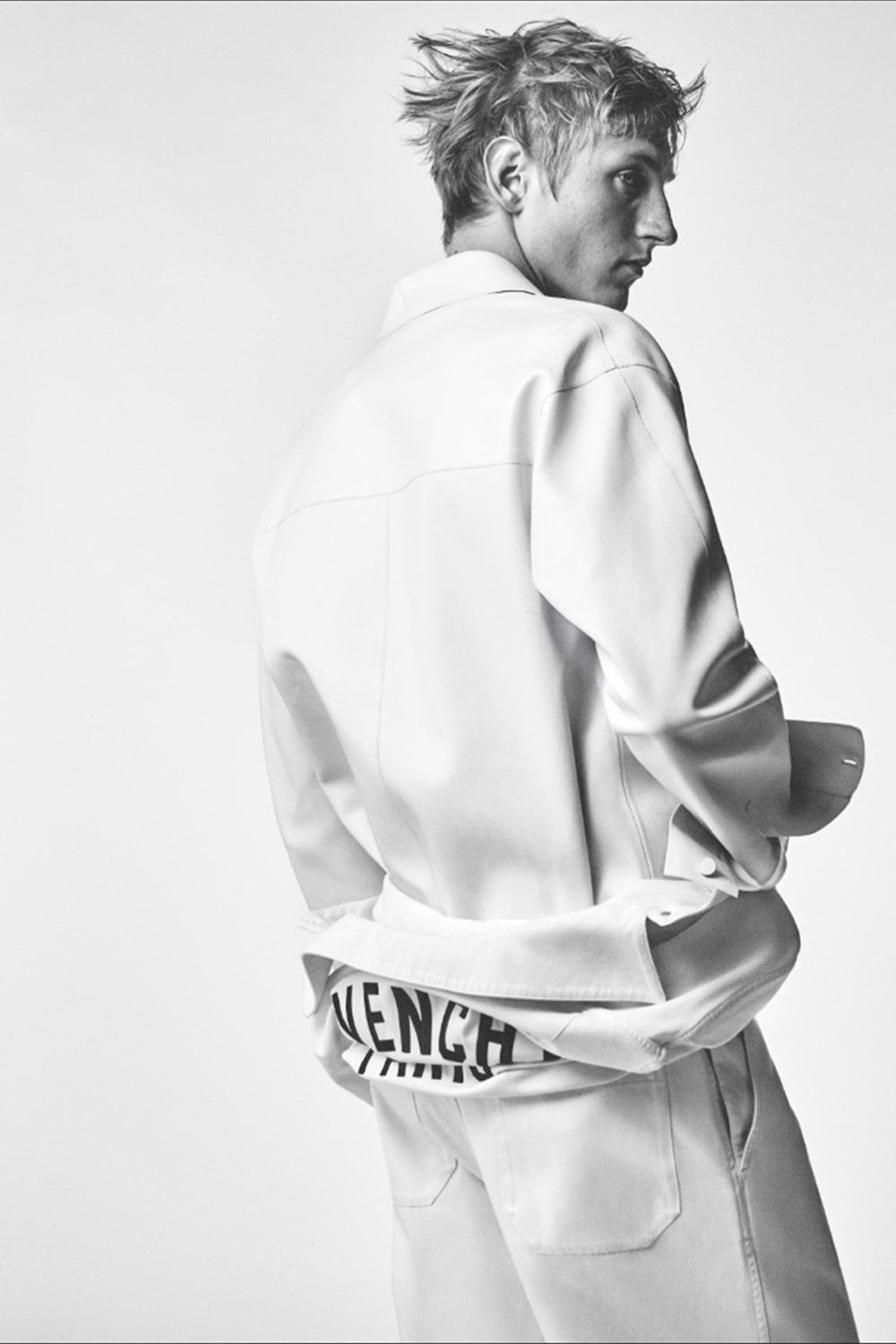 GIVENCHY | HOUYHNHNM (HOUYHNHNM)