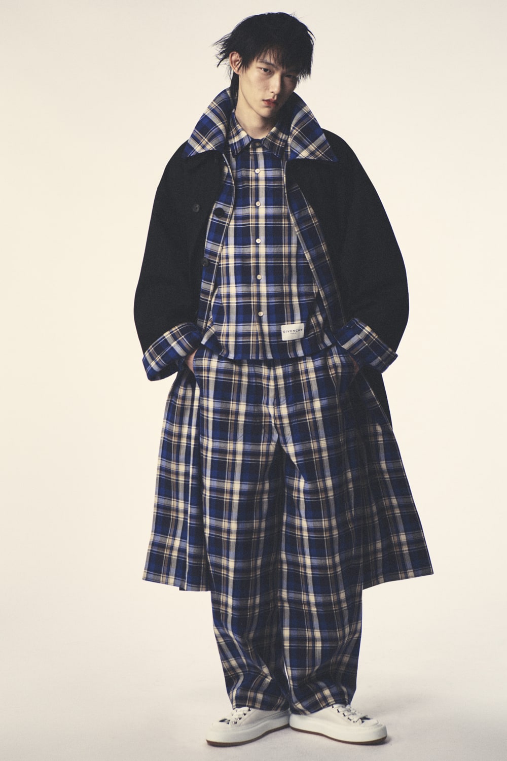 GIVENCHY | HOUYHNHNM (HOUYHNHNM)