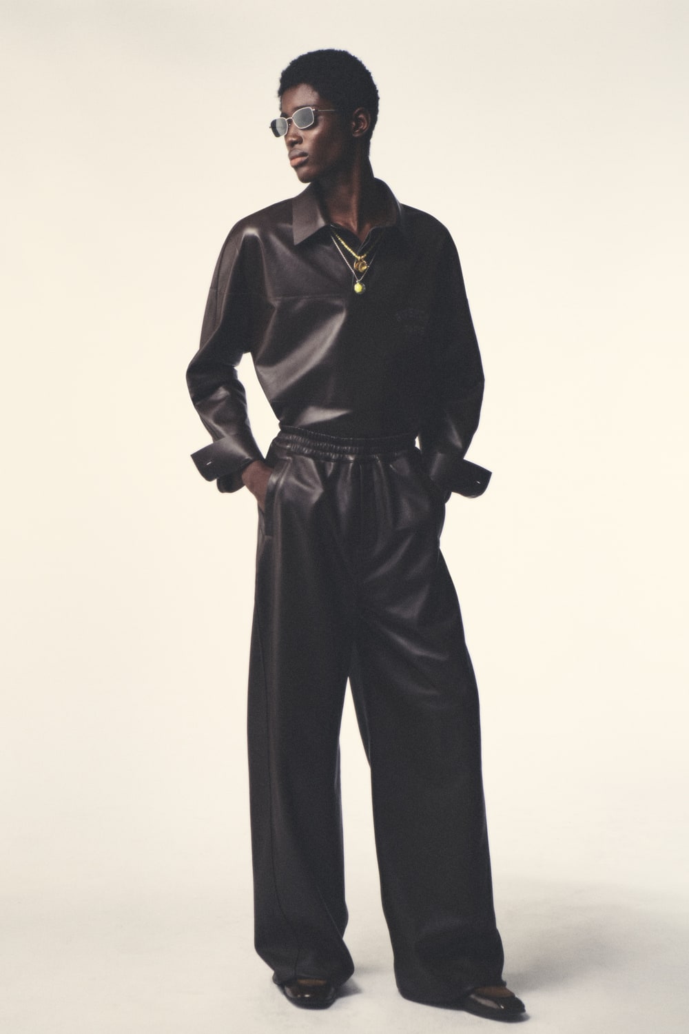 GIVENCHY | HOUYHNHNM（フイナム）