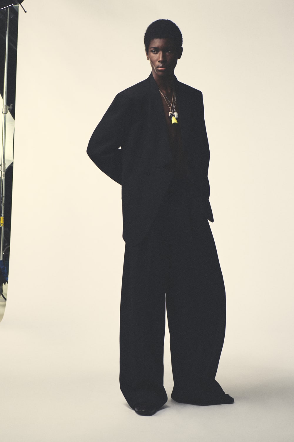 GIVENCHY | HOUYHNHNM（フイナム）