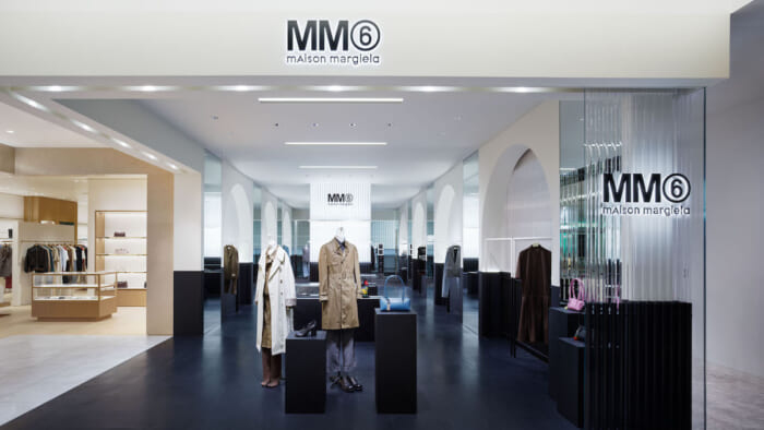 MM6 Maison Margiela’s Largest Flagship Store in Japan Opens at Shinsaibashi PARCO! What’s Inside the Limited-Edition Items Released to Celebrate the Grand Opening?