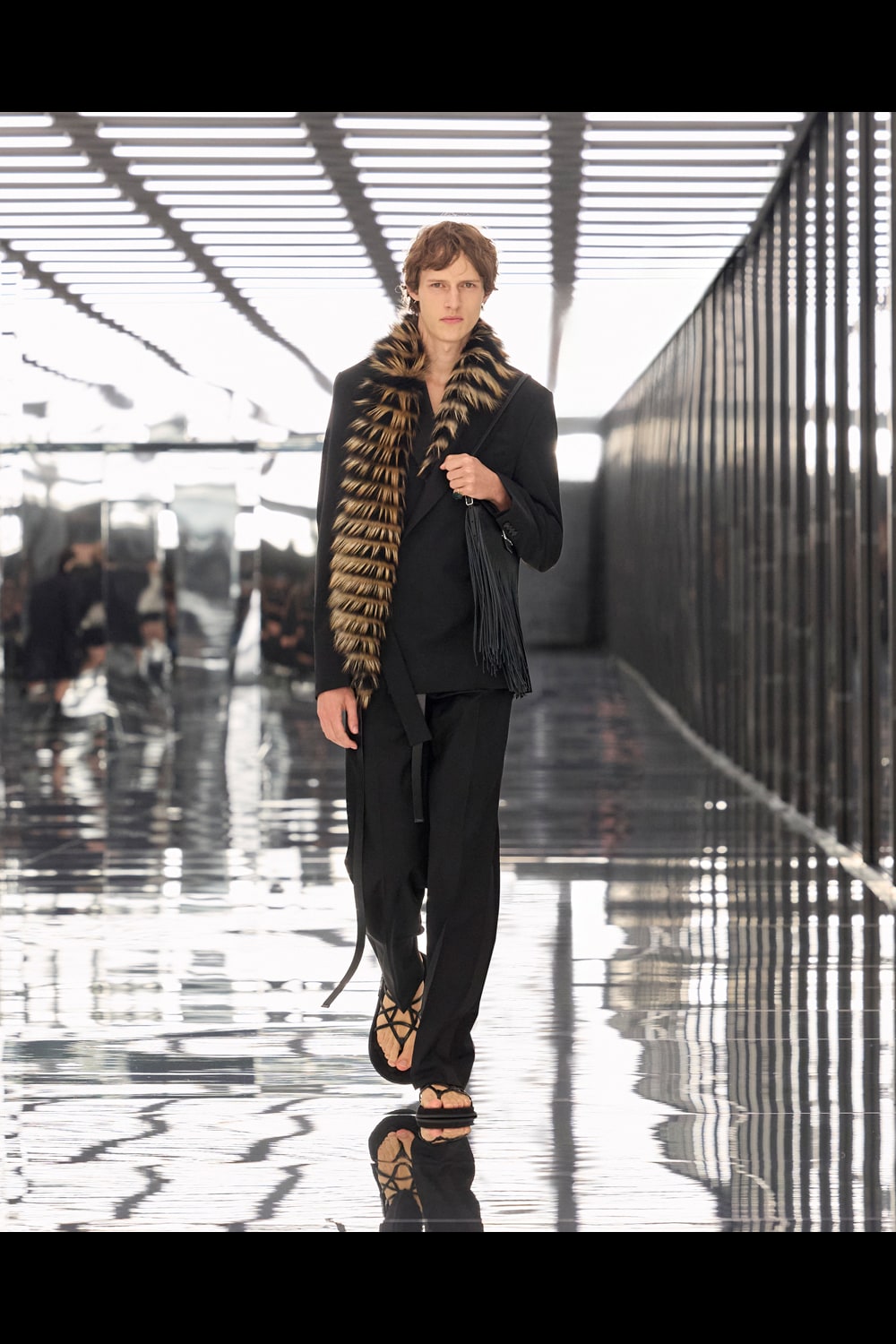 FENDI | HOUYHNHNM（フイナム）