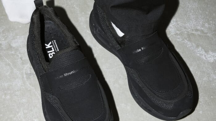Loafer sneakers are now available from White Mountaineering's BLK line. We've teamed up with this up-and-coming shoe brand.