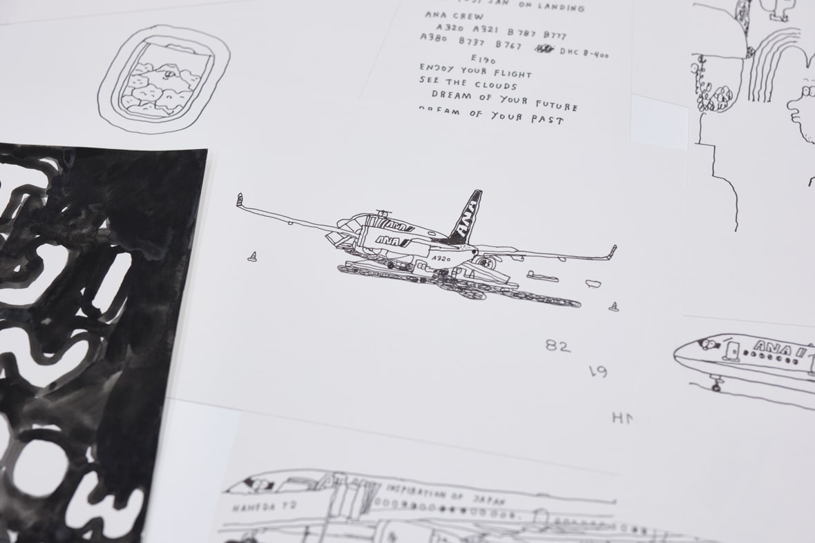 ステファン・マルクスが飛行機を通して眺める景色。 | feature
