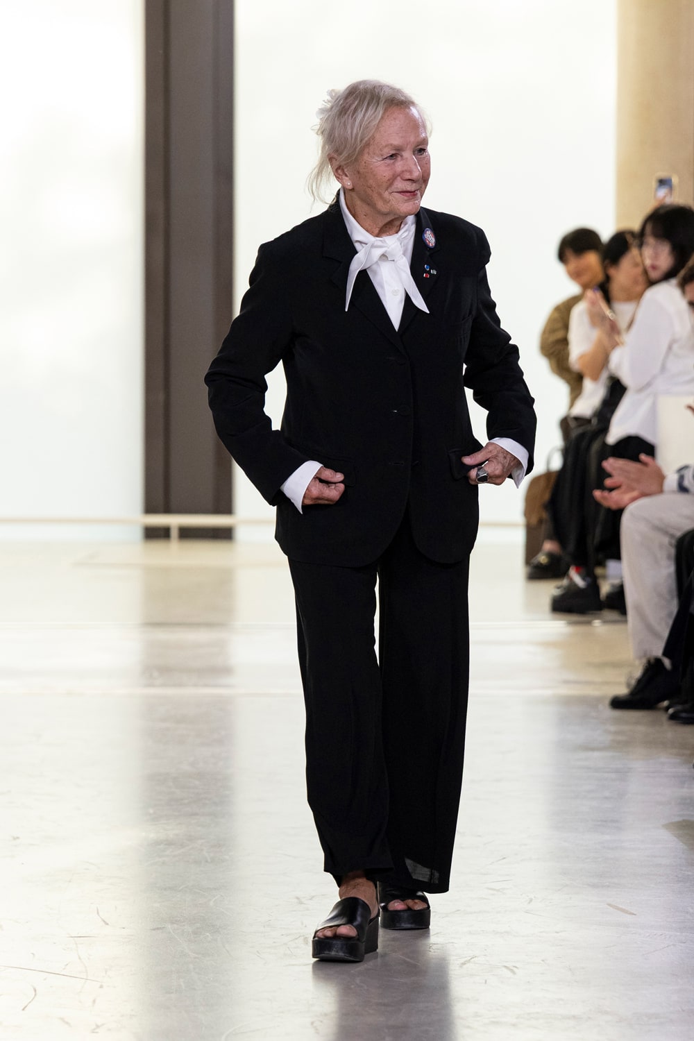 agnès b. | HOUYHNHNM（フイナム）